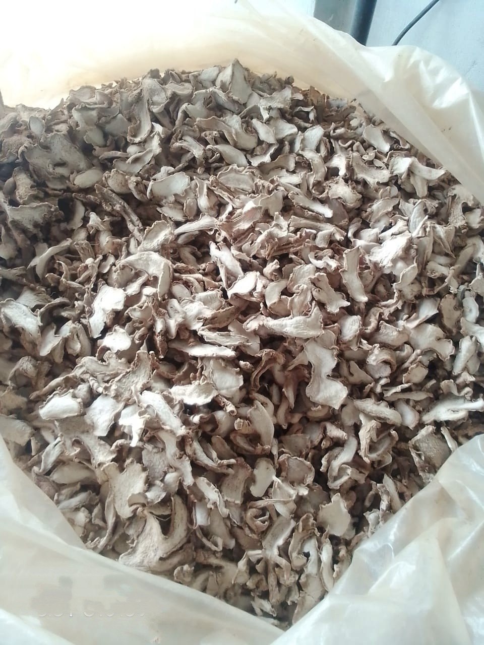 Dried Split Ginger – Awesome Cradle Logistics Services Limited